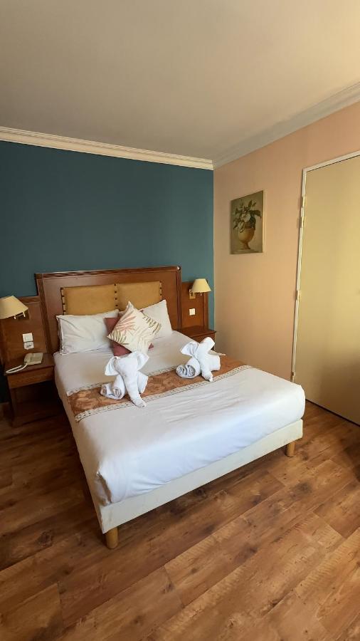 Double Room,1498760242:JPEG